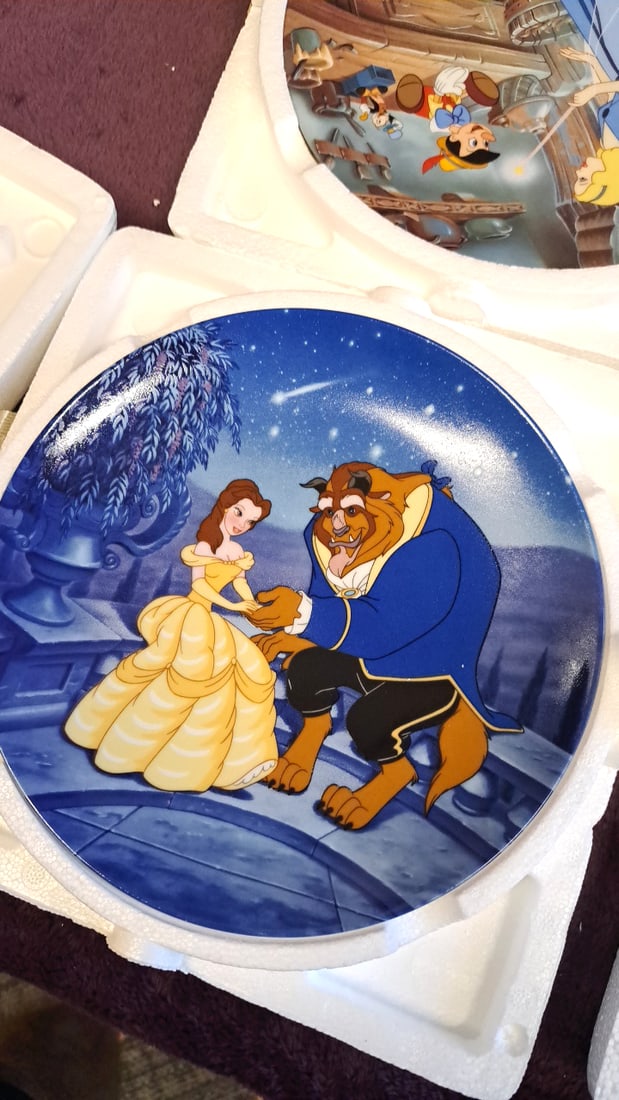 Disney Animated Classics Decorative Plates Set Of 4: Beauty And Beast, Peter Pan, Jungle Book, Pi... - 5