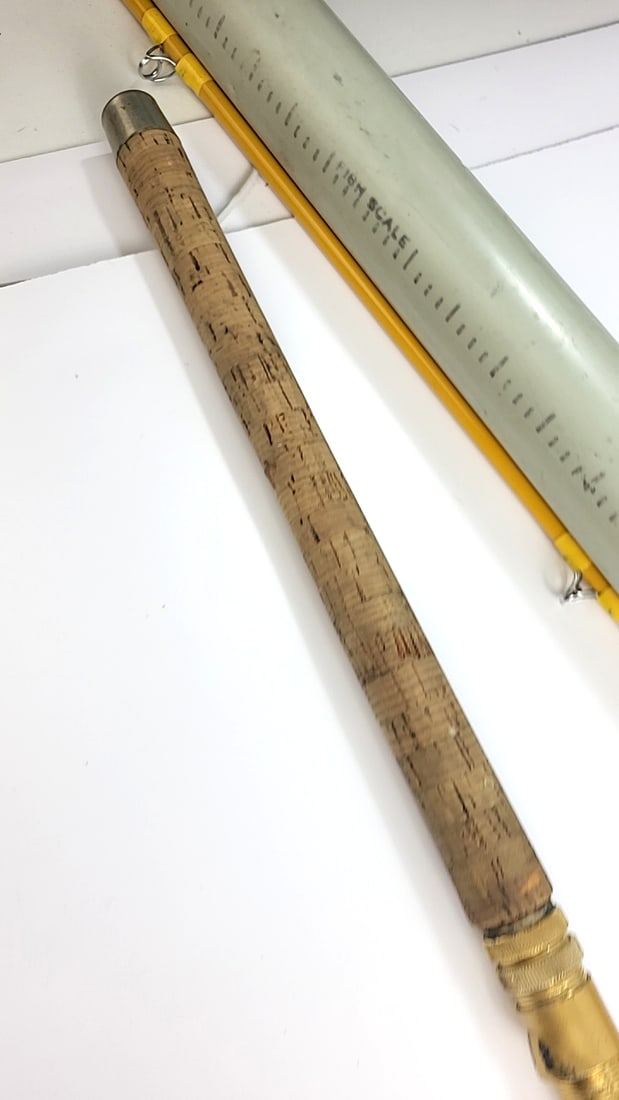 Wright & Mcgill Salmon Moocher No. Msm 8 1/2 Ft Yellow Fishing Rod - 5