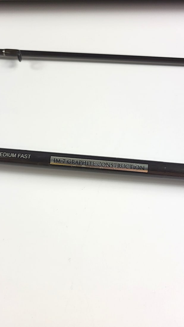 Shimano Clarus Css-86ml-2 8'6" Medium Light 2-piece Im-7 Graphite Fishing Rod - 4