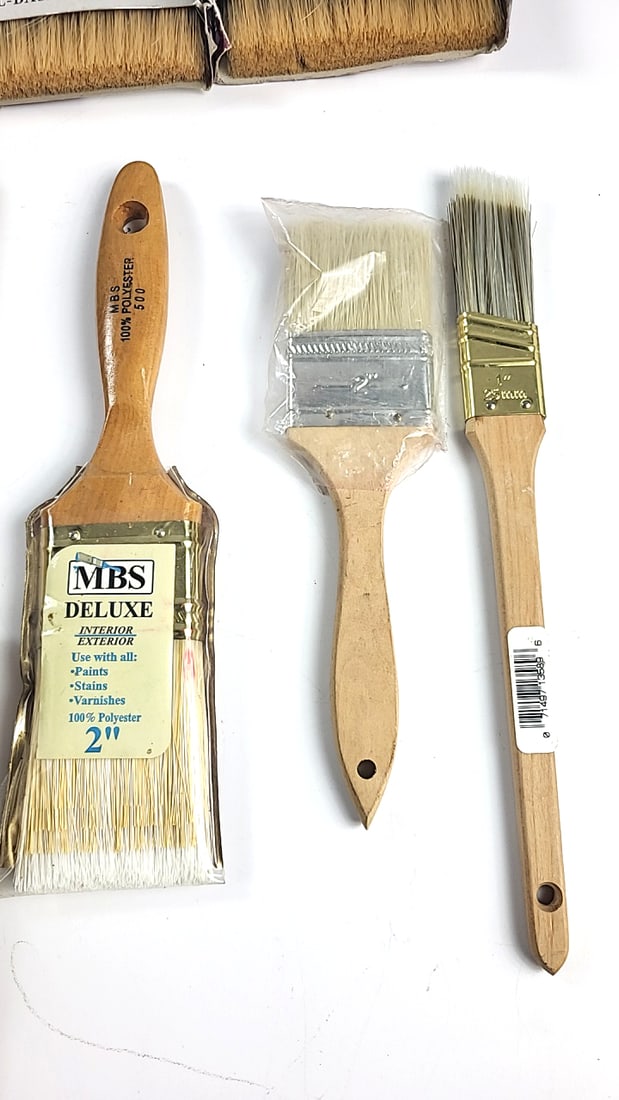 Lot Of 8 Paint Brushes: Collective Elements 4 In, Ram Z-pro Angle Sash, Mbs Deluxe 2 In - 4