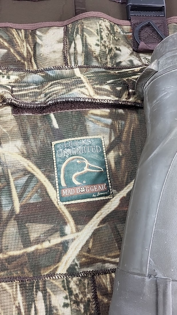 Ducks Unlimited Mad Dog Gear By Stearns Camo Chest Waders 400g Thinsulate Boots - 2