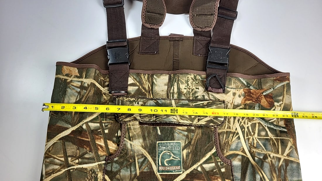Ducks Unlimited Mad Dog Gear By Stearns Camo Chest Waders 400g Thinsulate Boots - 7