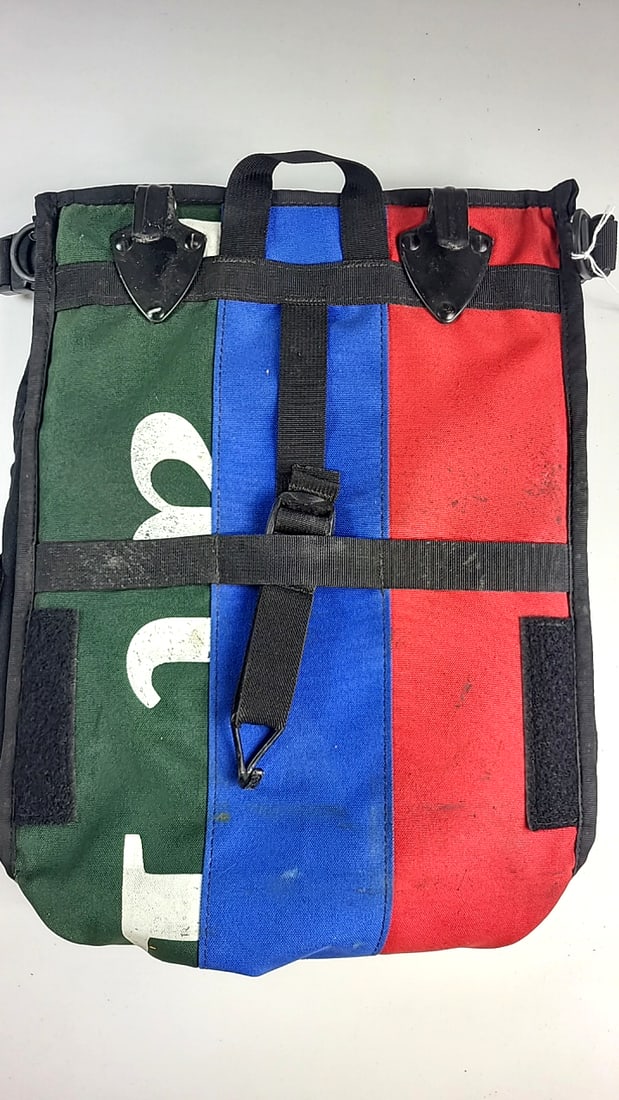 Lot Of 2 Green Guru Recycled Banner Bike Pannier Bags Red Blue Green Made In Usa As Is - 3