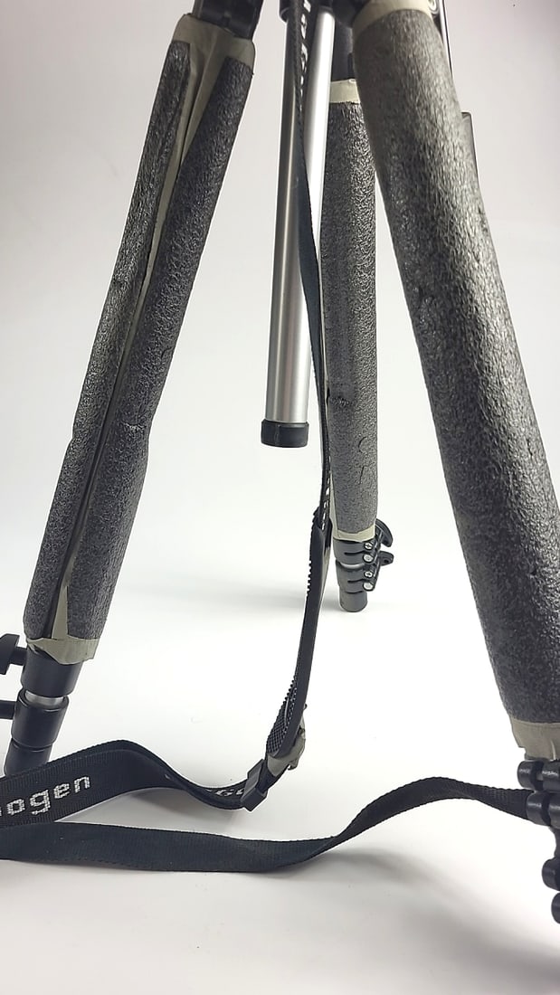 Bogen Manfrotto 3130 Tripod With Pan/tilt Head, Quick Release Plate And Foam Grip Legs - 7