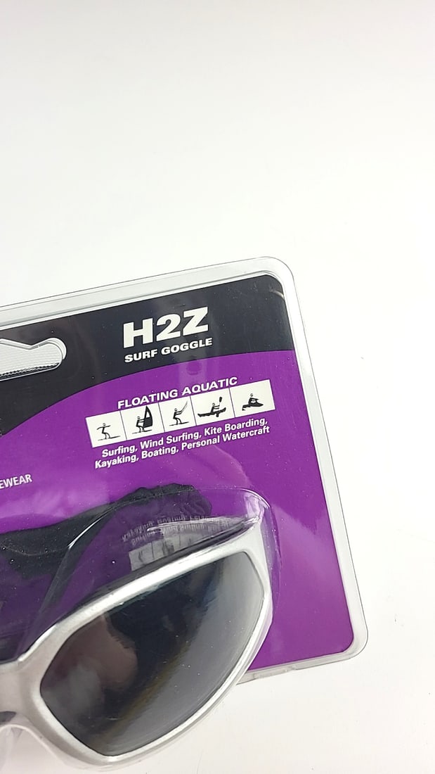 Bugz H2z Floating Aquatic Surf Goggles Silver Frame Dark Lenses - 3