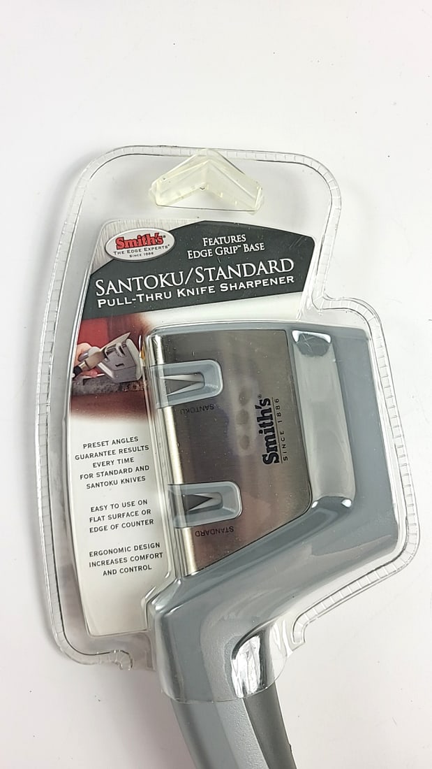 Smith's 50100 Santoku/standard Pull-thru Knife Sharpener With Edge Grip Base - 2