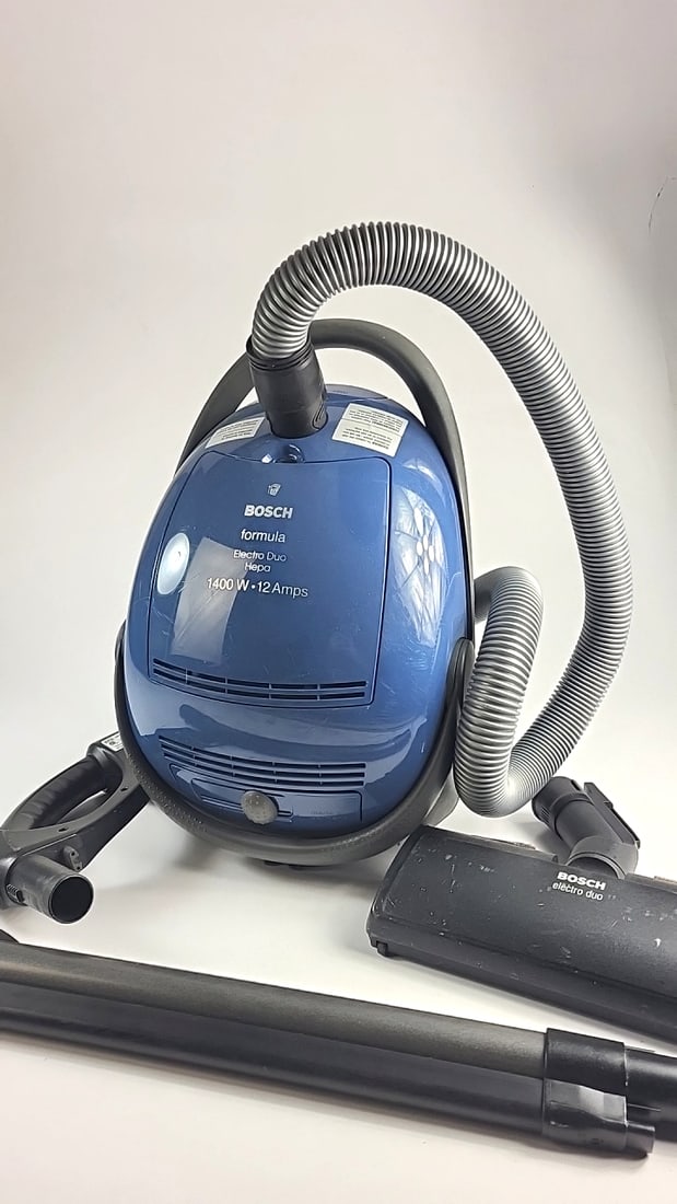 Bosch Formula Electro Duo Hepa Canister Vacuum Cleaner 1400w 12 Amps With Hose Attachments: 10x10x19 15lb Low Estimate: 50.00 High Estimate: 120.00