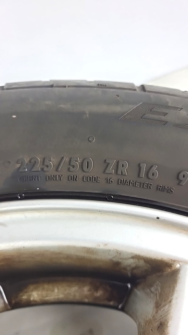 Bmw 16 In 75 Mc-zn 21 Silver Multi-spoke Alloy Rim And Continental Wheel 22550 Zr16 Tire - 2