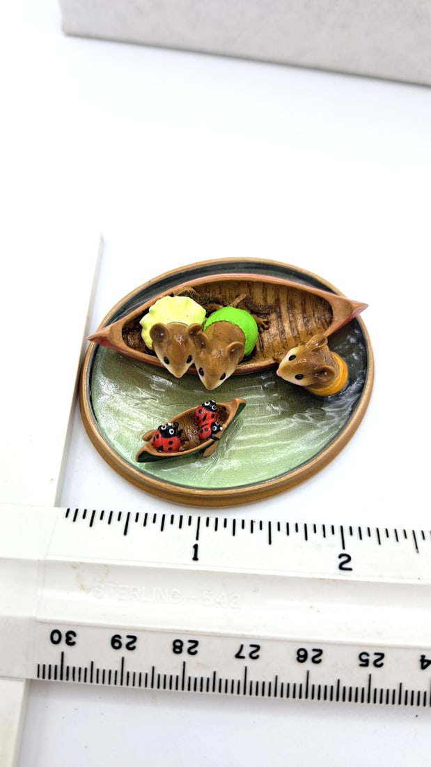 Wff Pm-2 Water Bugs Mouse Boat Figurine With Box - 2