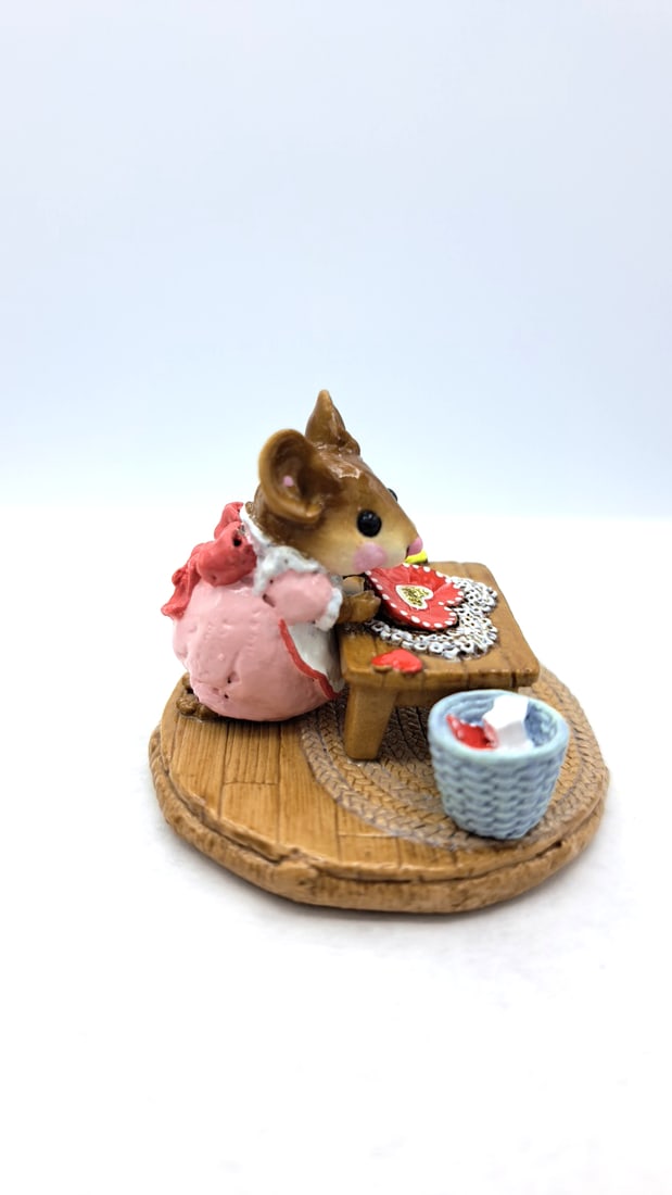 Wff M-204 Valentine Mouse Sewing Table Valentine Pink Dress Hearts - 2