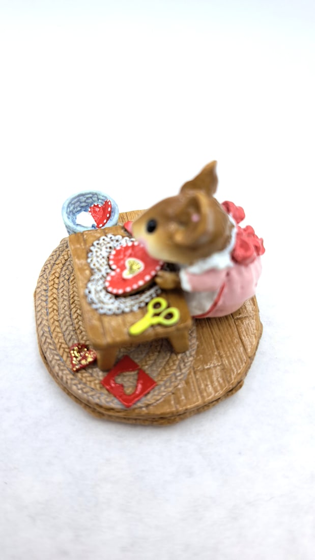 Wff M-204 Valentine Mouse Sewing Table Valentine Pink Dress Hearts - 5
