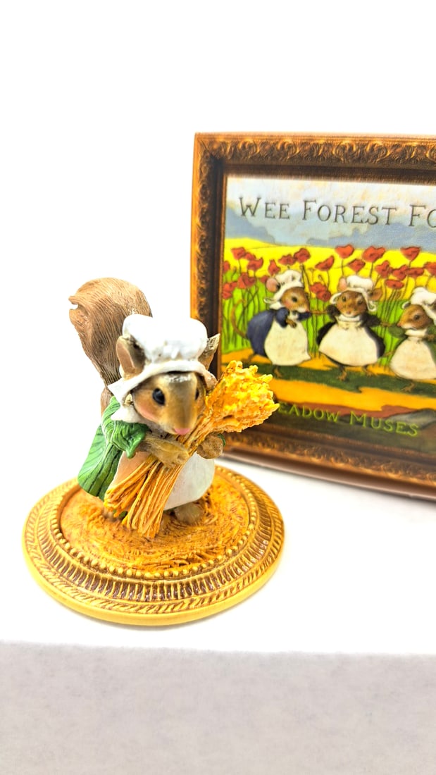 Wff Mu-06 Squirrel Peasante La Gauguin Meadow Muses Figurine - 2