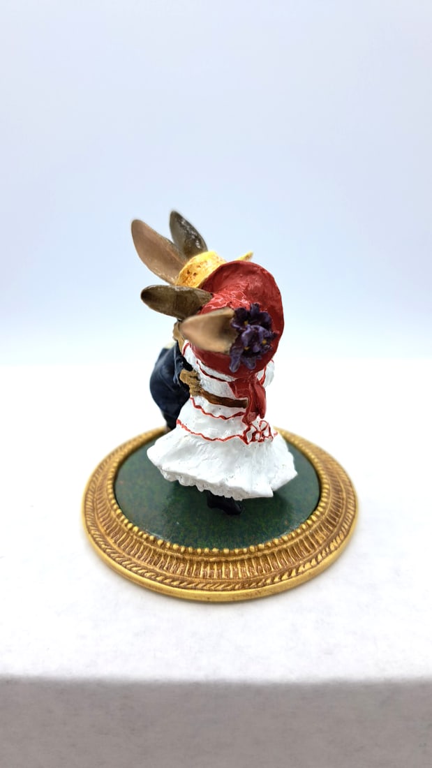 Wff Mu-03 Rabbits Dancing La Renoir Rabbit Figurine - 4