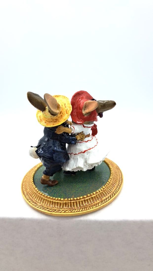 Wff Mu-03 Rabbits Dancing La Renoir Rabbit Figurine - 5