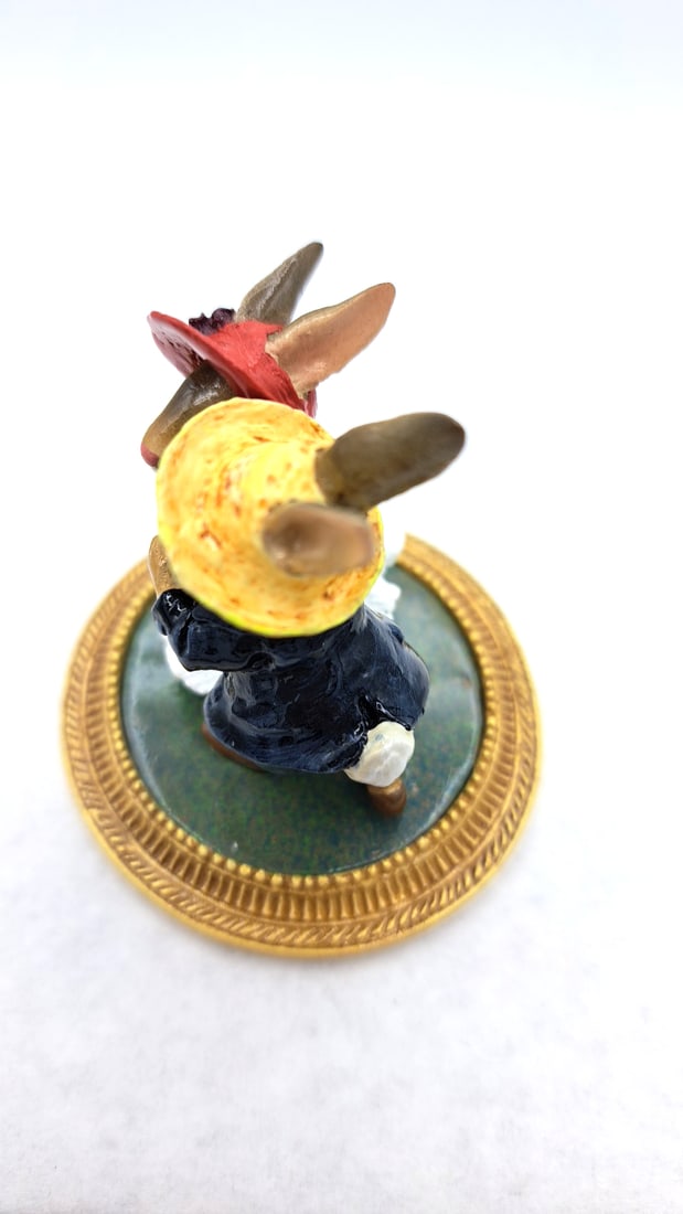 Wff Mu-03 Rabbits Dancing La Renoir Rabbit Figurine - 7