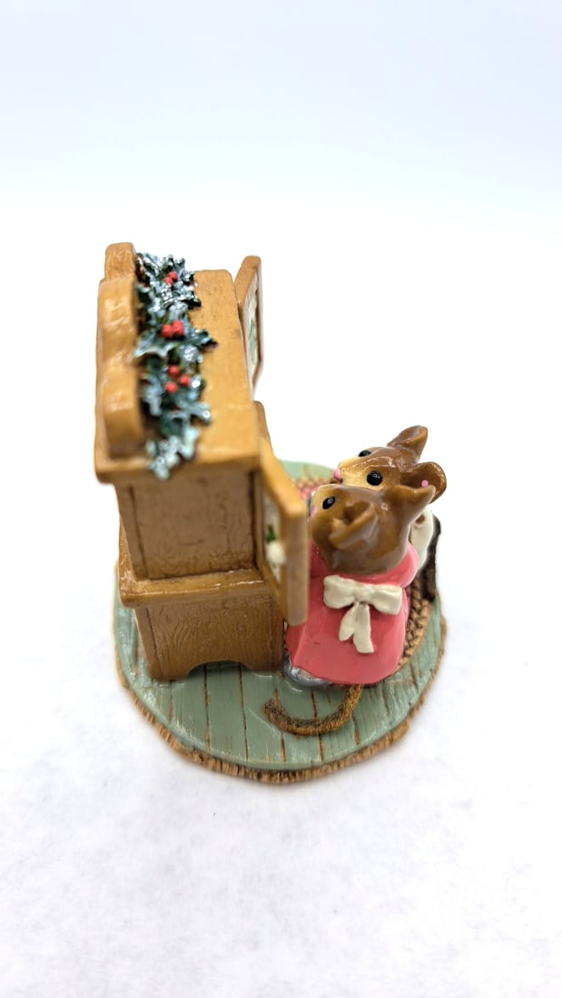 Wff M-241 Christmas Cupboard Mouse Figurine Mother Rose Dress Child White Overalls - 6