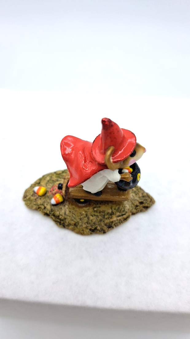 Wff M-296 Scootin With The Loot Mouse Halloween Figurine - 6