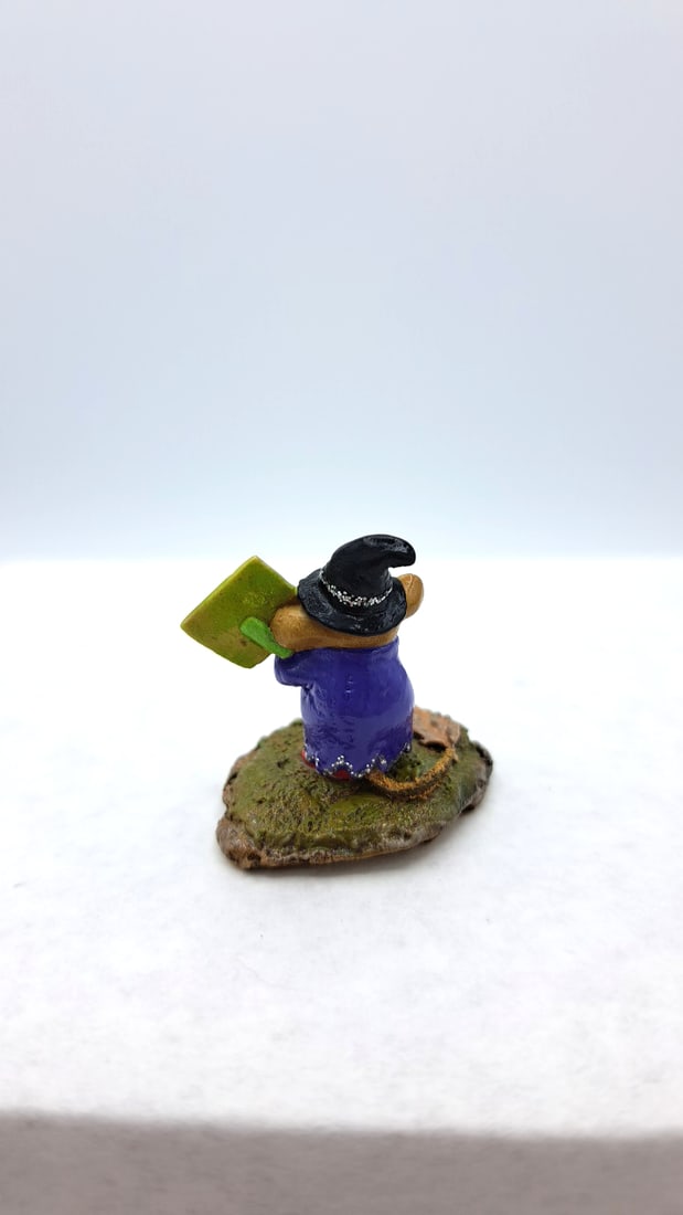 Wff M-214 Little Boo-boo Mouse Witch Figurine Purple Dress Boo Sign - 3