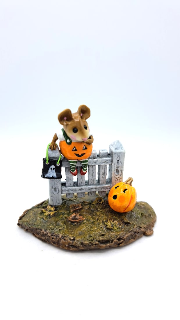 Wee Forest Folk M-232 Pickity Pumpkin Mouse Halloween Figurine With Box - 2