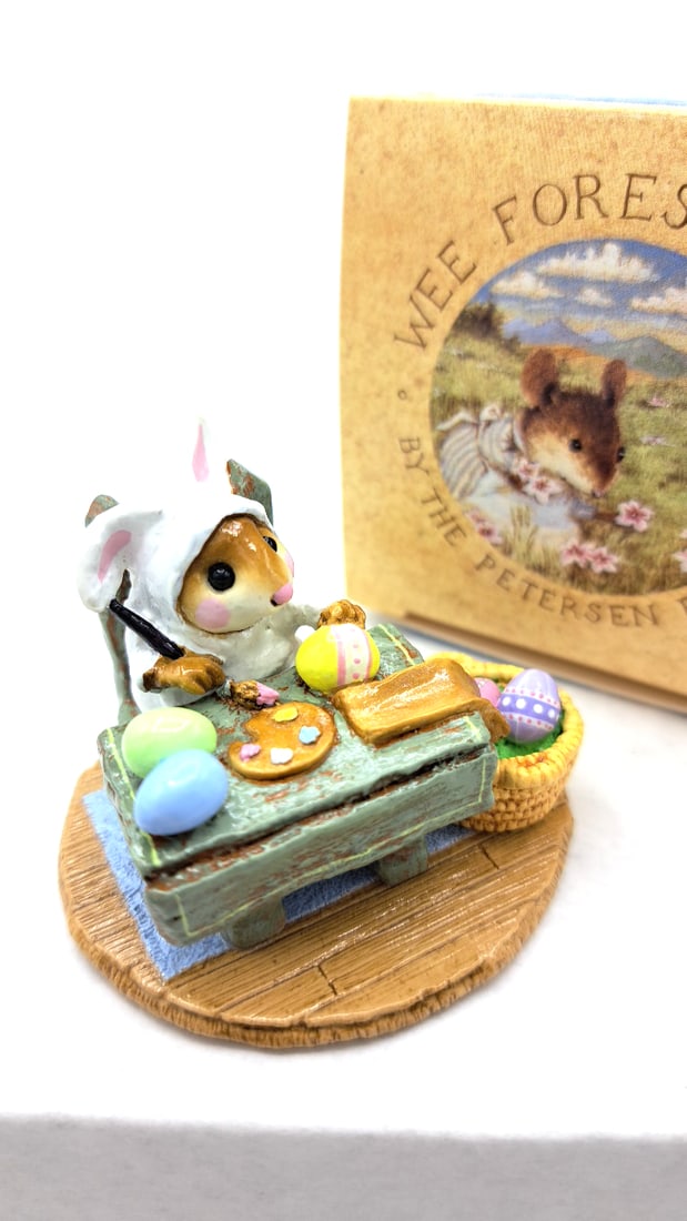 Wff M-175 Mousies Egg Factory Mouse Figurine Cream Bunny Costume Green Table - 2