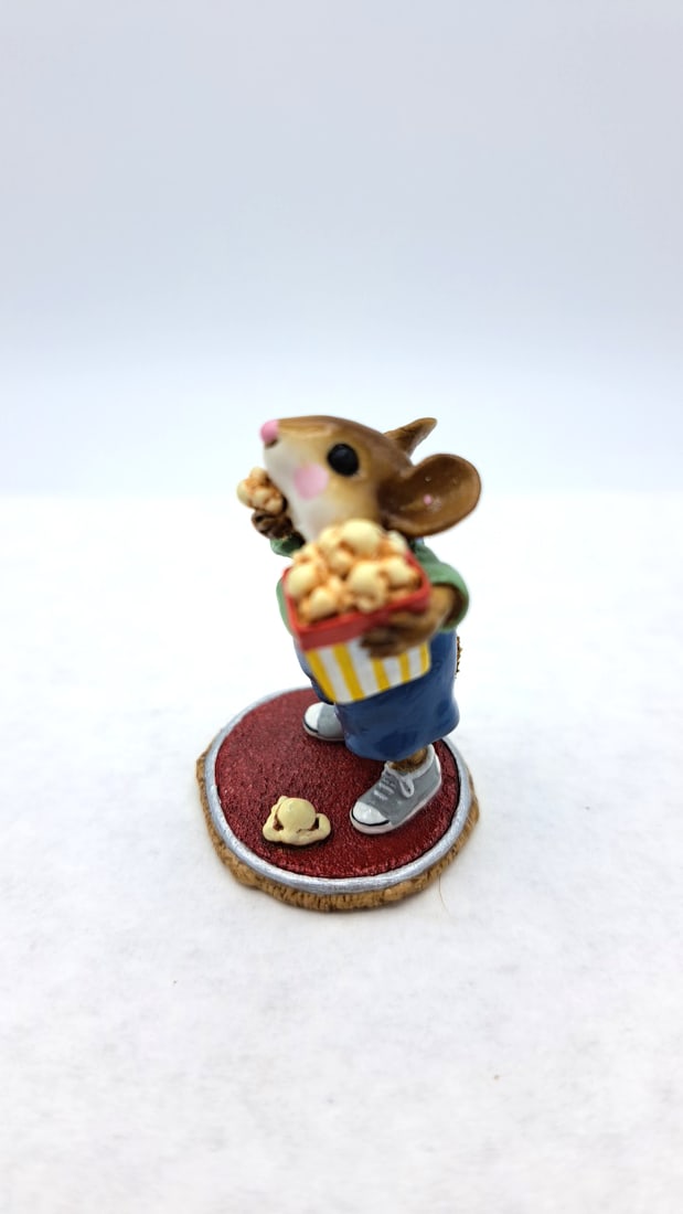 Wff M-288 Mousies Matinee Mouse Figurine, Green Shirt Blue Shorts - 3