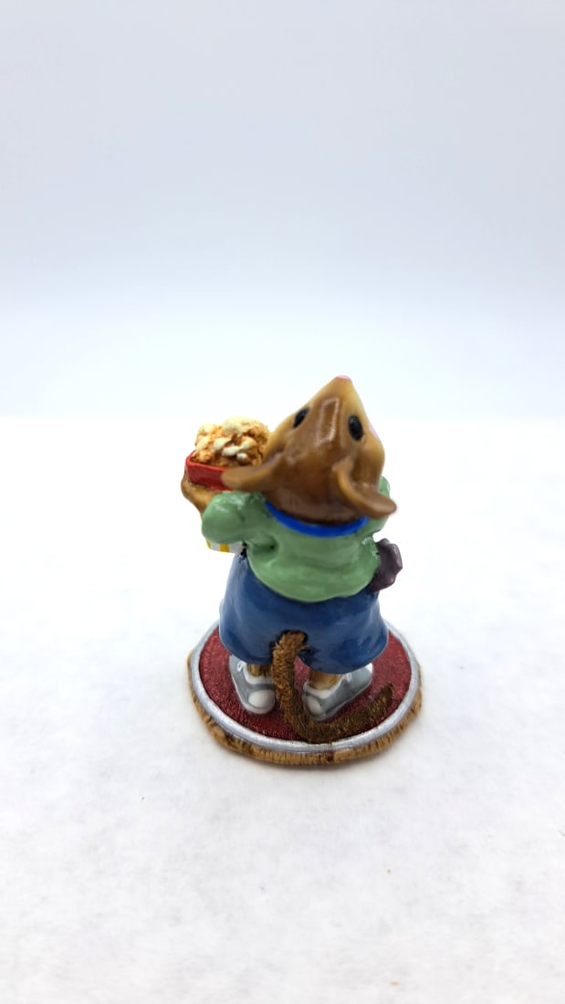 Wff M-288 Mousies Matinee Mouse Figurine, Green Shirt Blue Shorts - 4