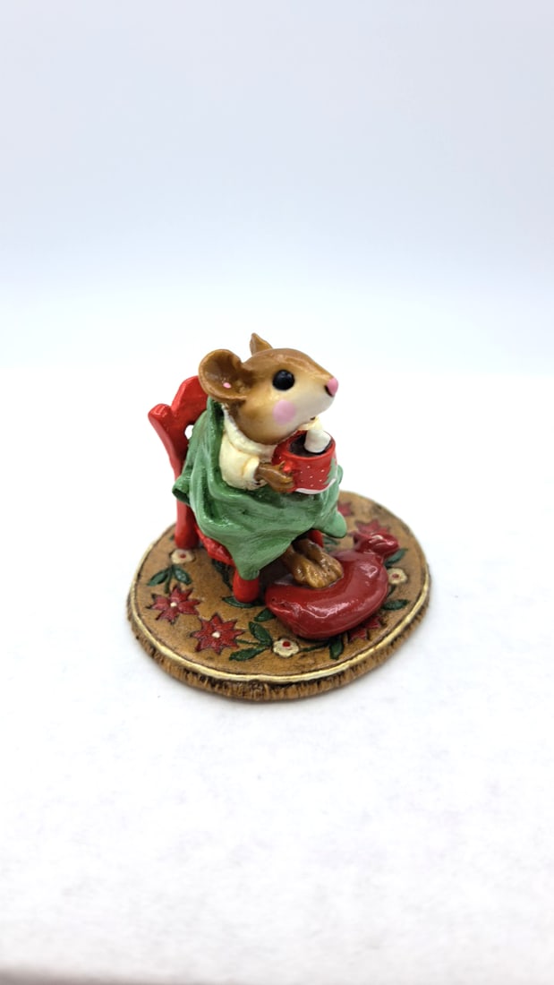 Wee Forest Folk M-269 Hot Cocoa! Mouse Figurine Green Blanket Red Mug Ltd Ed 2002 - 2