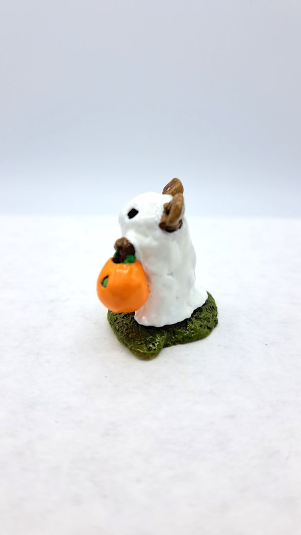 Wff M-062 Little Ghost Mouse Halloween Figurine With Pumpkin - 3