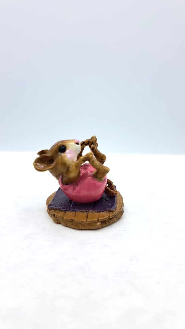 Wff M-260 Roly Poly Mouse Figurine Pink Romper Purple Mat - 2