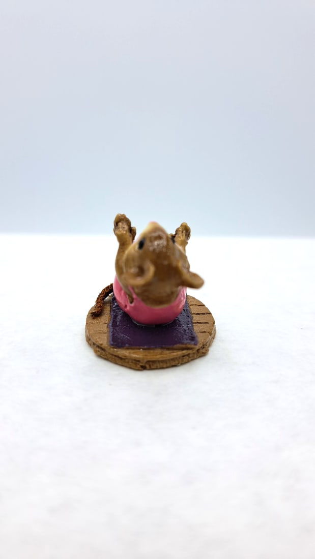 Wff M-260 Roly Poly Mouse Figurine Pink Romper Purple Mat - 3