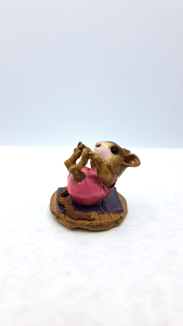 Wff M-260 Roly Poly Mouse Figurine Pink Romper Purple Mat - 4