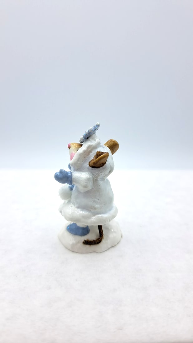 Wff M-275 Crystal Mouse Figurine White Jacket Blue Trim With Box - 5