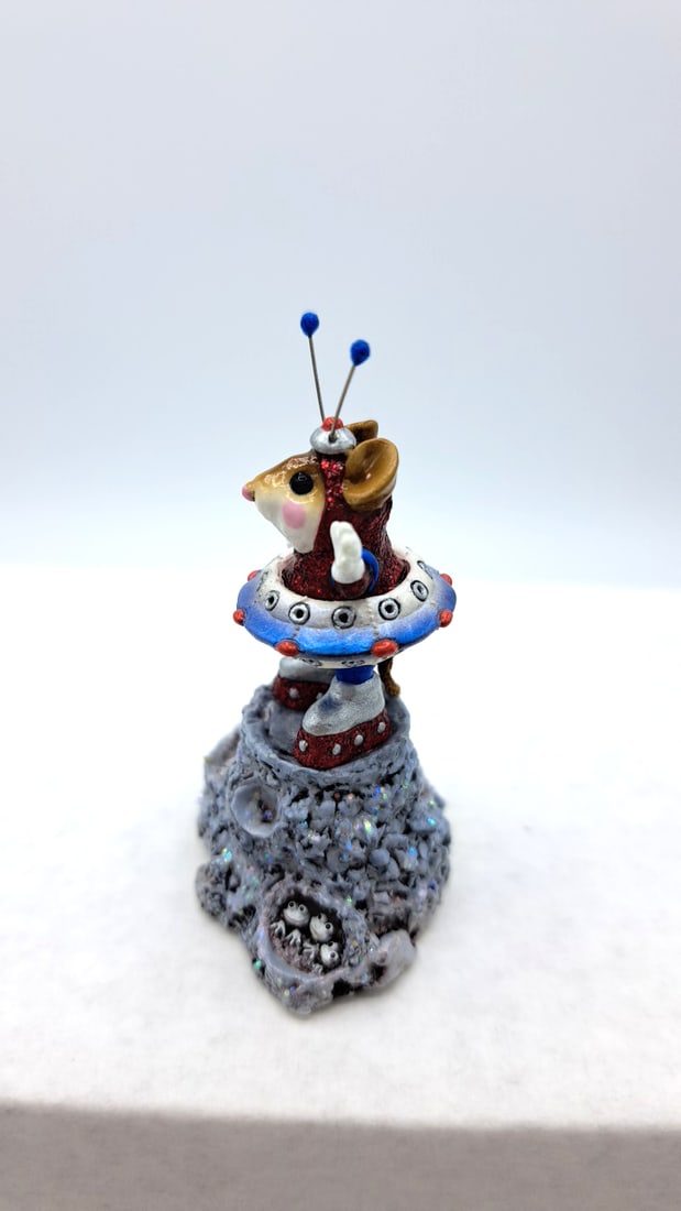 Wff Greetings 2003 Event Piece Ev-2003 Mouse Spaceship Figurine - 3
