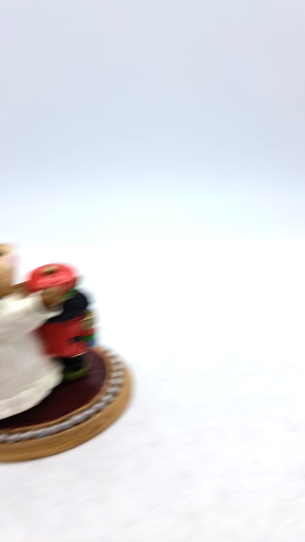 Wff M-174 The Nutcracker Mouse Figurine White Gown Red Nutcracker - 4