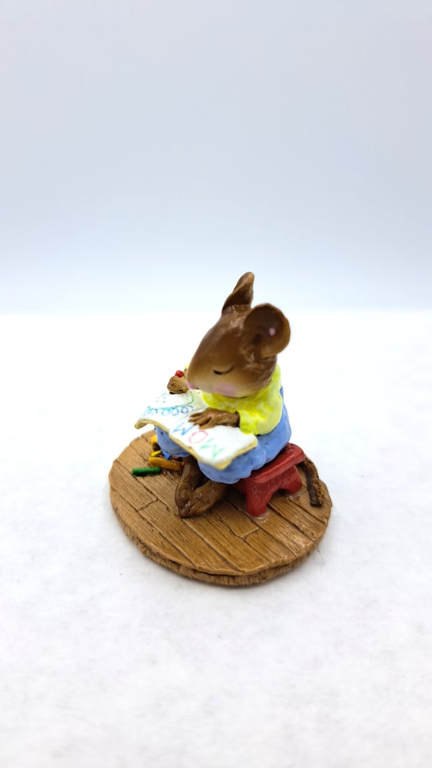 Wff M-208 Struggling Artist Mouse Figurine Yellow Shirt Blue Pants - 6