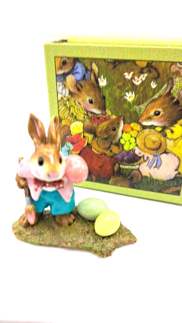 Wff B-14 Busy Bunny Figurine Pink Jacket Aqua Pants Easter Eggs Box - 2