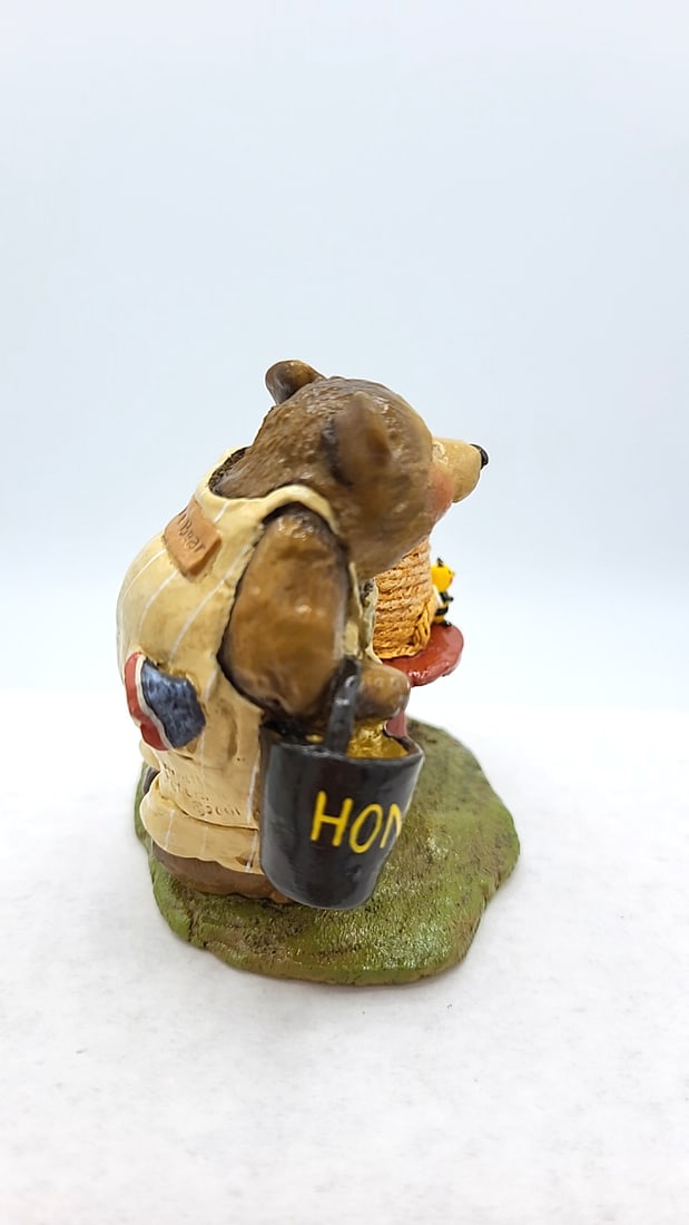 Wff Bb-11 Honey Bear Figurine Tan Overalls Beehive Bee Honey Bucket - 2