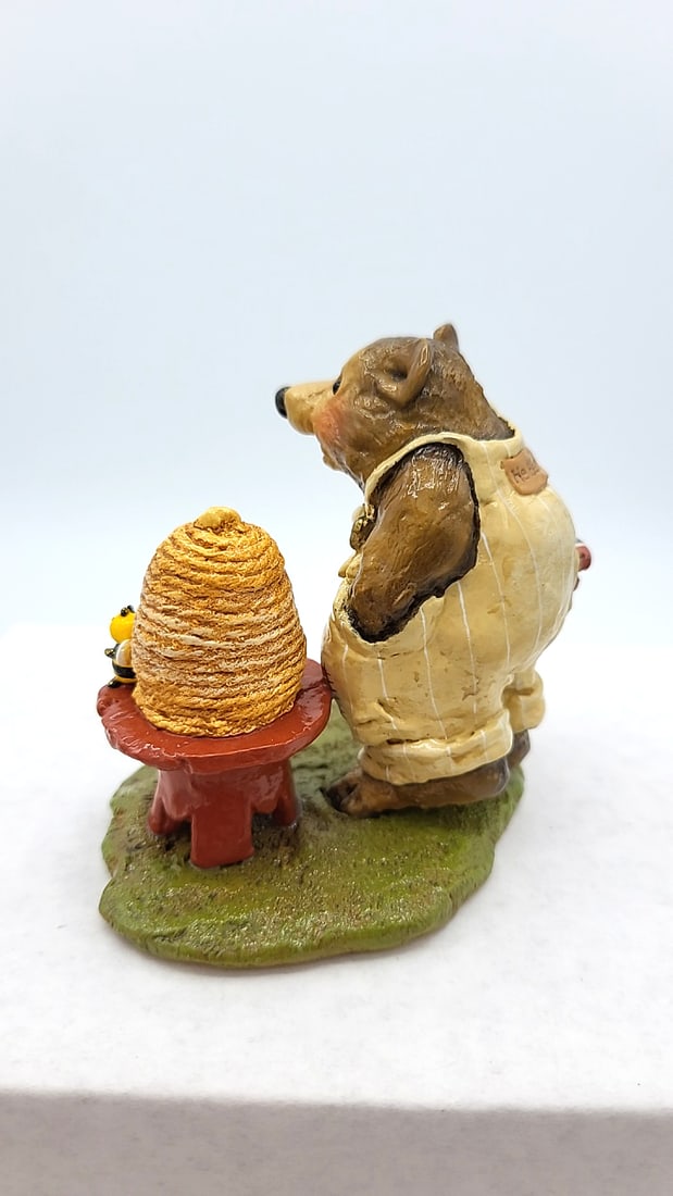 Wff Bb-11 Honey Bear Figurine Tan Overalls Beehive Bee Honey Bucket - 4