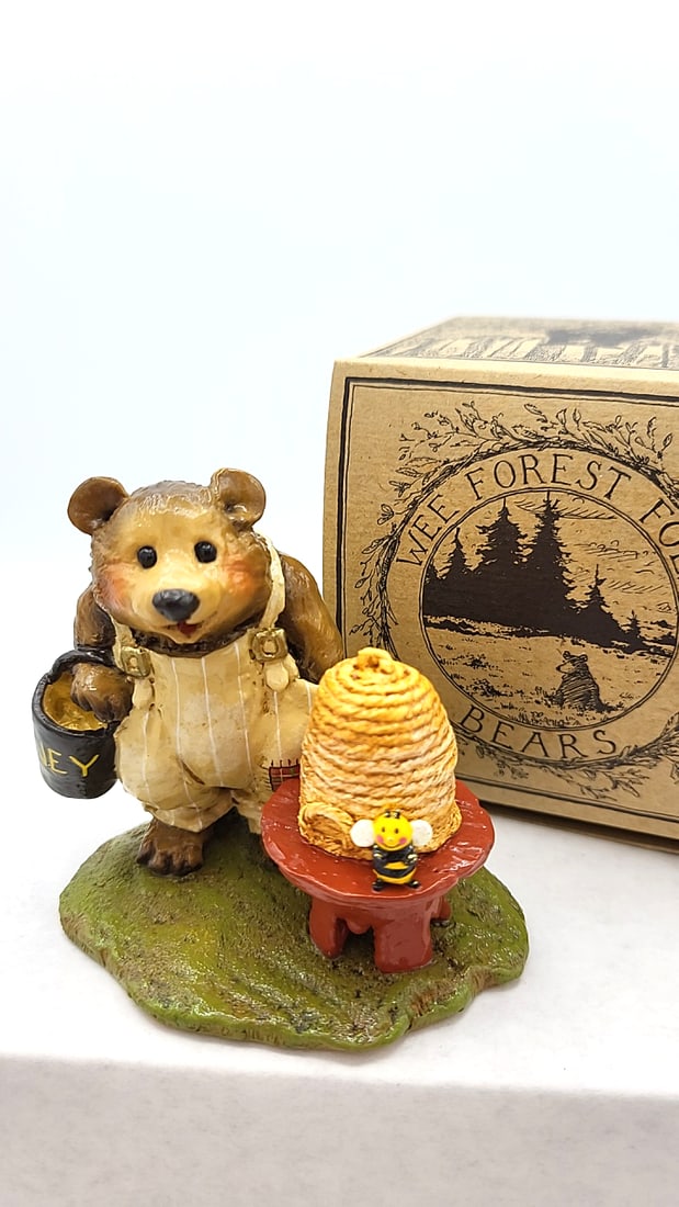 Wff Bb-11 Honey Bear Figurine Tan Overalls Beehive Bee Honey Bucket - 6
