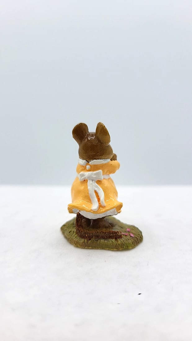 Wff M-233 Loves Me Mouse Figurine Peach Dress Pink Flower - 3