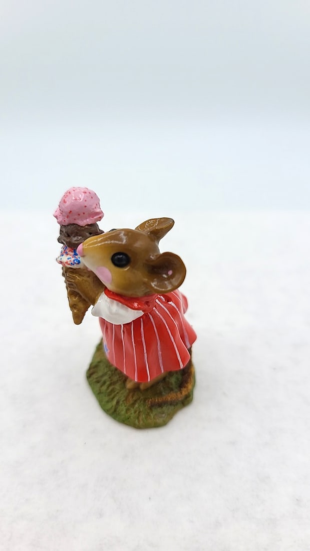 Wff M-277 Yummy Mouse Figurine Red Dress Ice Cream Cone Ltd Ed - 4