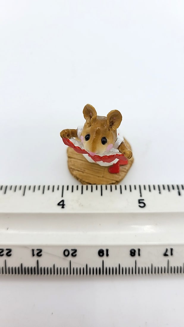 Wff M-221 String Of Hearts Mouse Figurine White Dress Red Hearts - 5