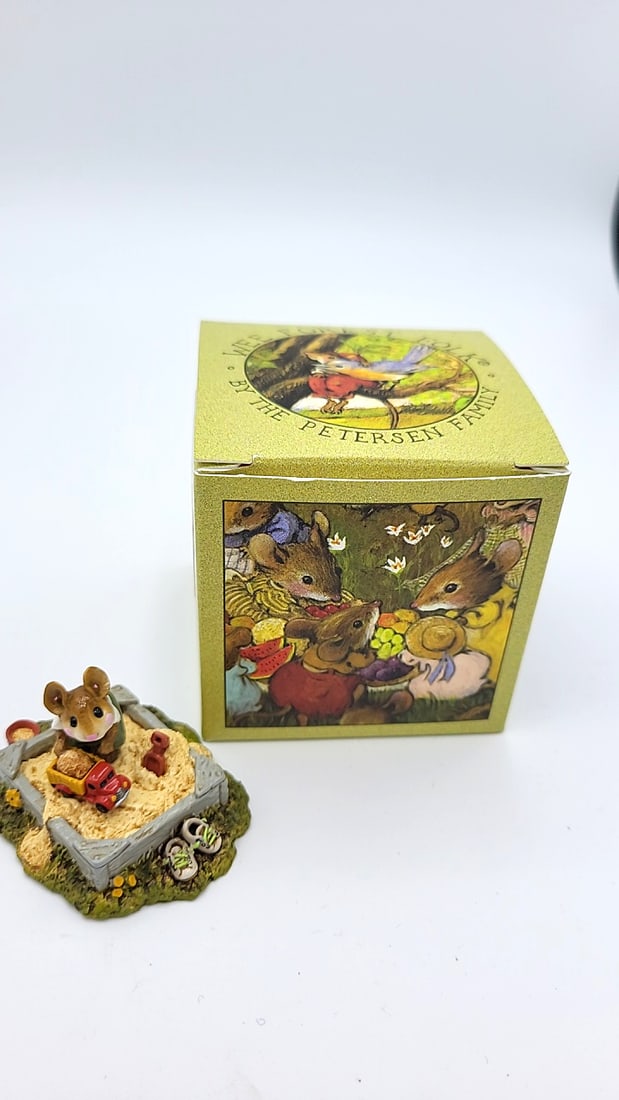 Wff M-206 Jack In The Sandbox Mouse Figurine Green Pants - 7