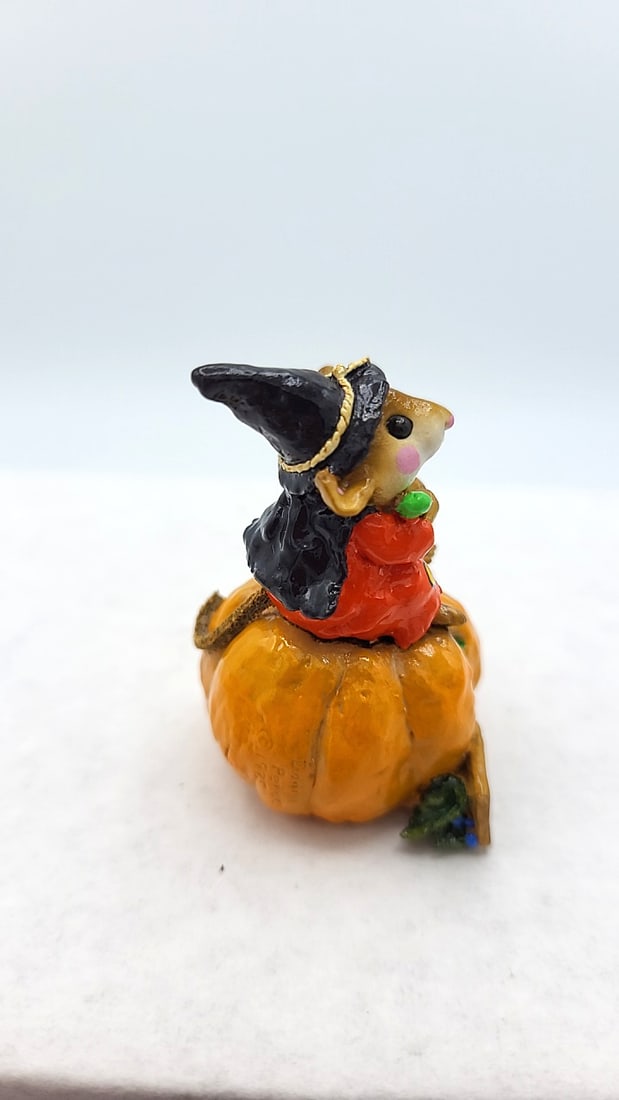 Wee Forest Folk 1995 Donna Petersen Mouse Witch On Pumpkin Rides 5 Figurine - 2