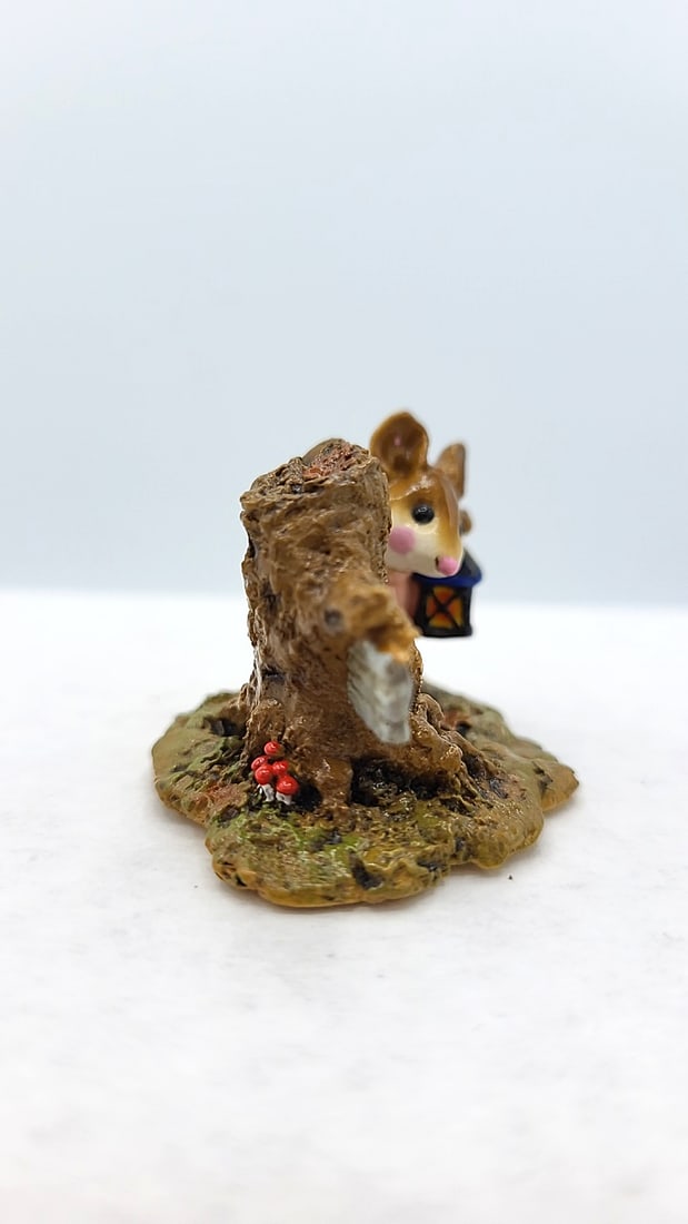 Wee Forest Folk M-249 Whoo's Inn Mouse With Lantern Figurine - 3