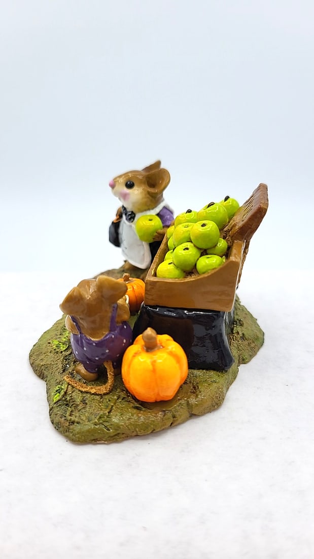 Wff M-187a Adams Apples Halloween Ltd Ed Mouse Figurine - 2