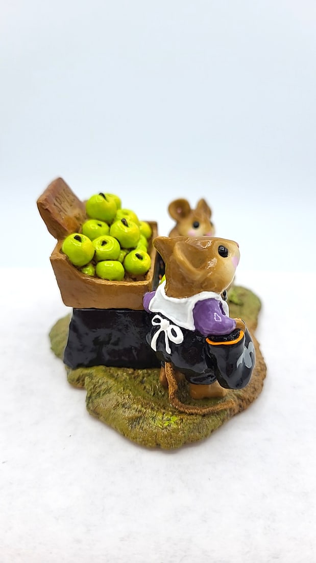 Wff M-187a Adams Apples Halloween Ltd Ed Mouse Figurine - 7