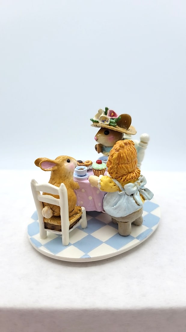 Wff M-177d Easter Tea For Three Limited Edition Mouse Bunny Figurine - 2