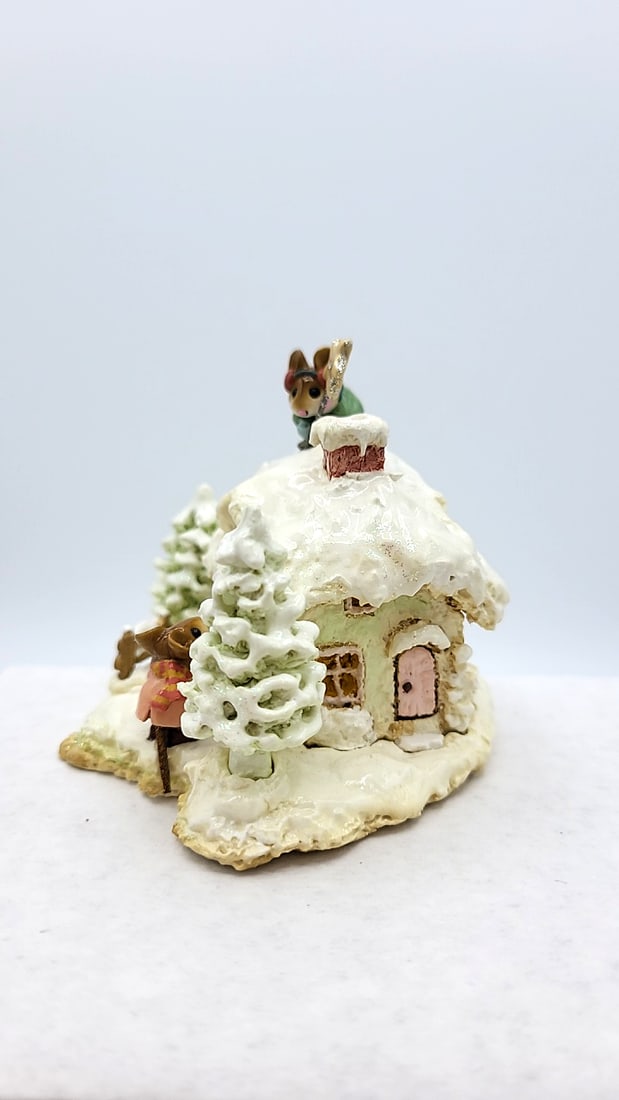 Wff M-311c Christmas Cottage A Cottage For All Seasons Mouse Figurine - 5