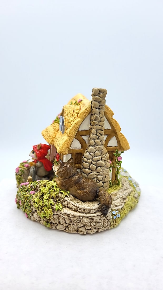 Wff M-172 Red Riding Hood At Grandmothers House Miniature Figurine - 2